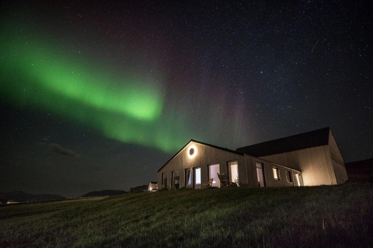 Apartment In The Country, Great View Apt. A Akureyri Bagian luar foto