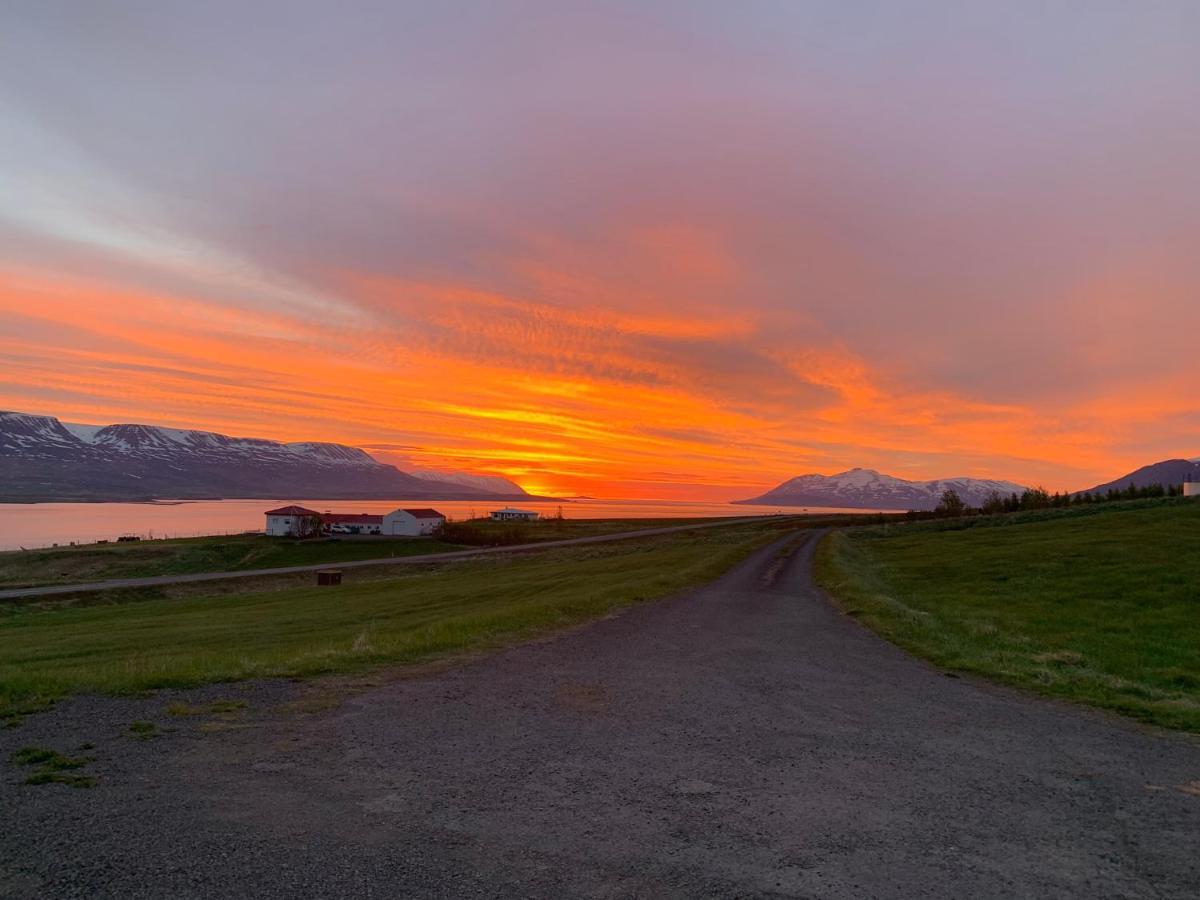 Apartment In The Country, Great View Apt. A Akureyri Bagian luar foto
