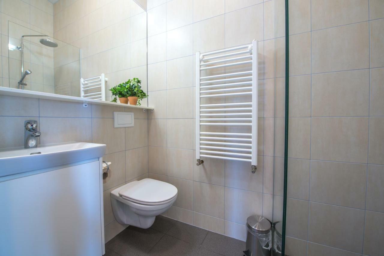 Apartment In The Country, Great View Apt. A Akureyri Bagian luar foto